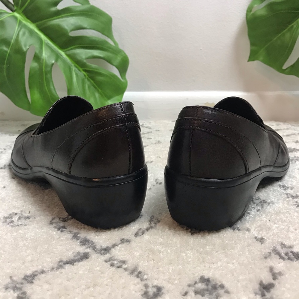 CLARKS WEDGES / SLIP ONS LEATHER SHOES - Picture 4 of 7